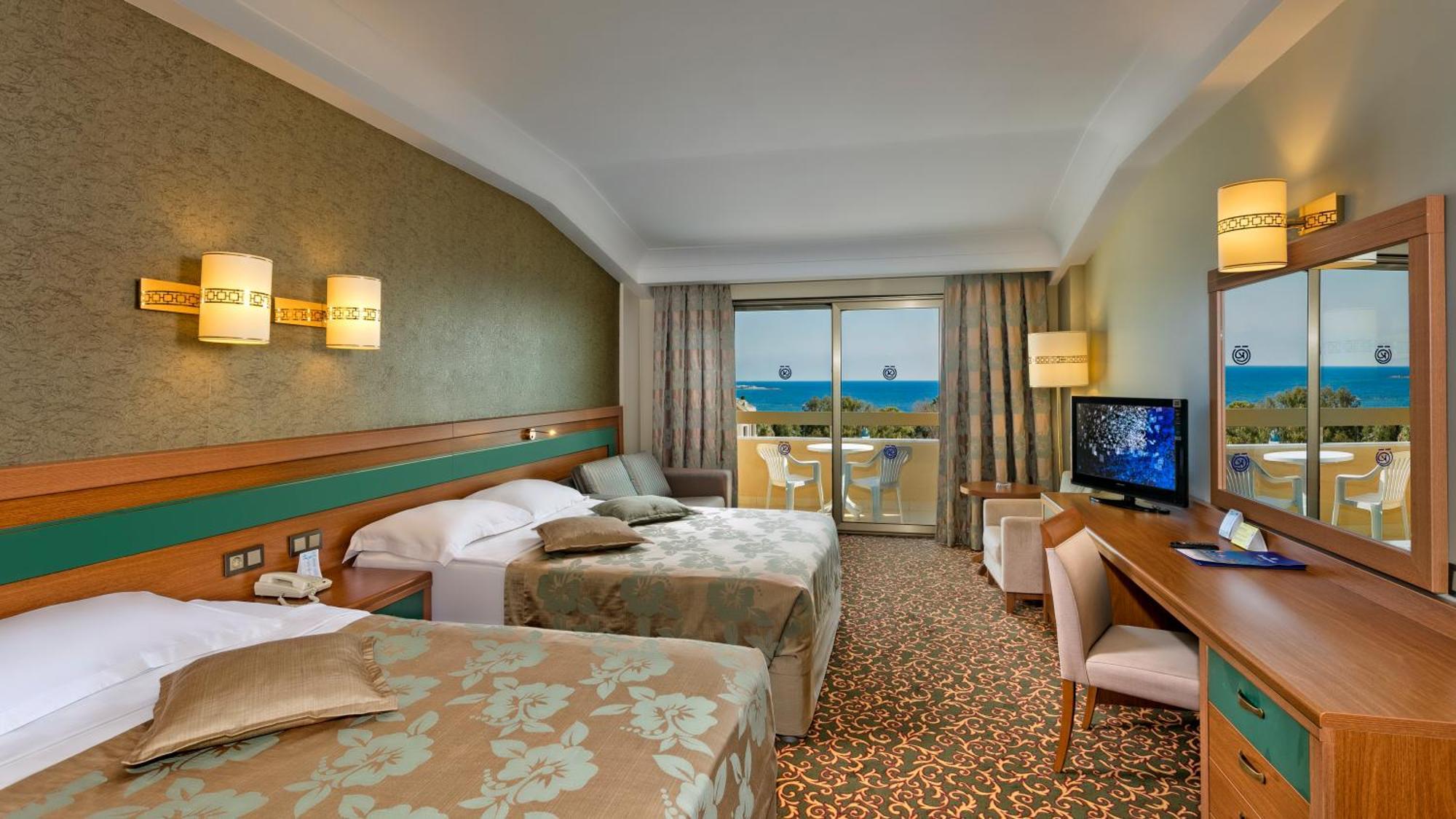 Oezkaymak Select Resort Alanya Quarto foto
